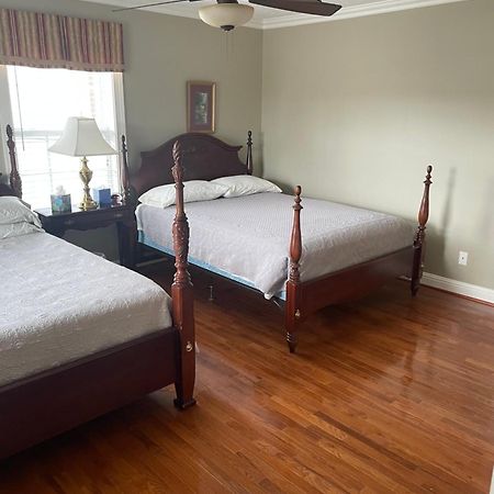 Villa Downtown Abode In The Heart Of The Bourbon Trail Lebanon Exterior foto