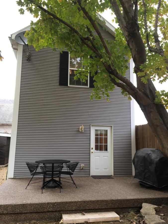 Villa Downtown Abode In The Heart Of The Bourbon Trail Lebanon Exterior foto